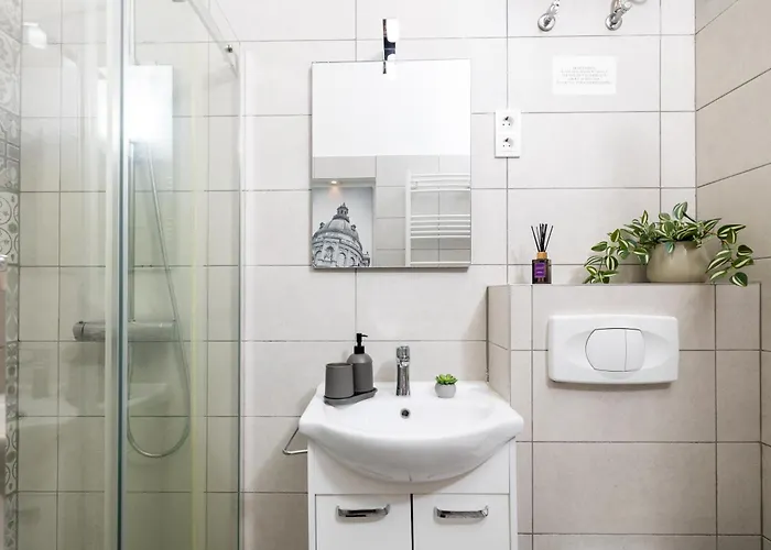 Apartment Standard By-central Comfort