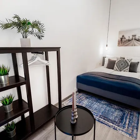 דירה Standard By-central Comfort *